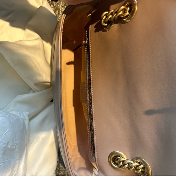 Gucci Matelasse Small GG Marmont Shoulder Bag in Porcelain Rose - Picture 7 of 12